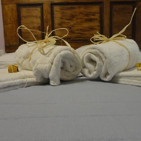 Il Glicine Hotel San Gimignano Buitenkant foto