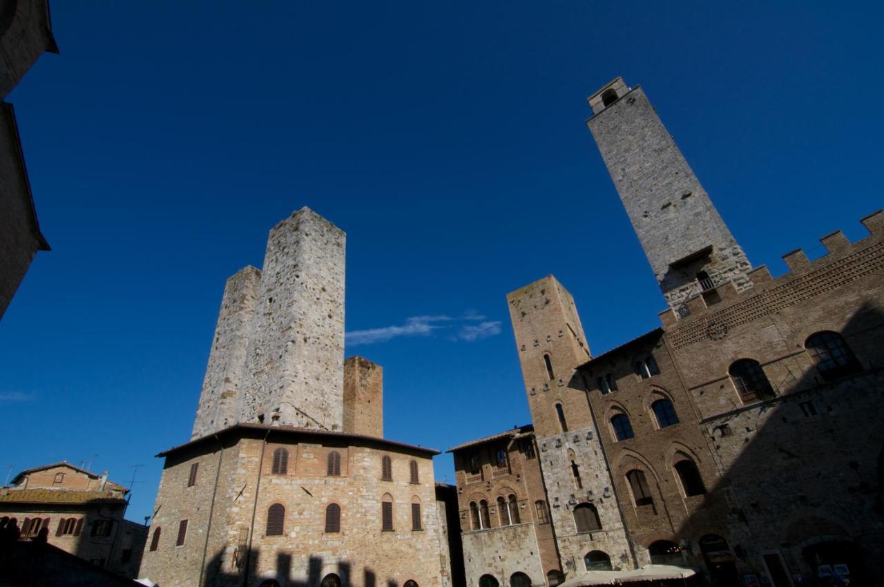 Il Glicine Hotel San Gimignano Buitenkant foto